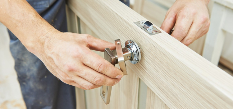 interior door repair Pedley